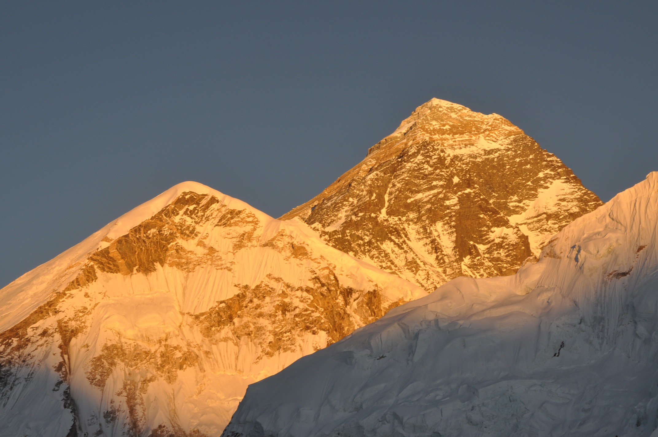 dingboche lobuche one
