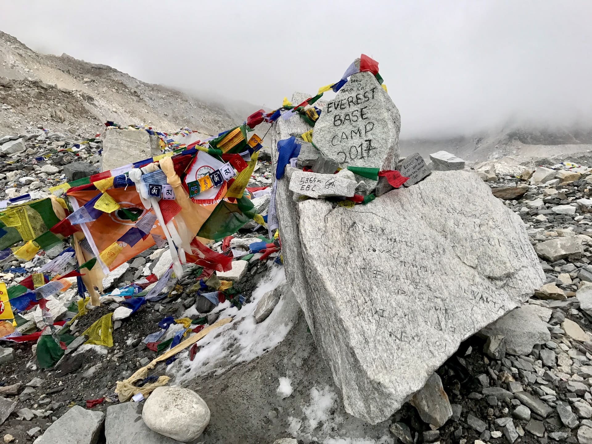 everest base camp banner