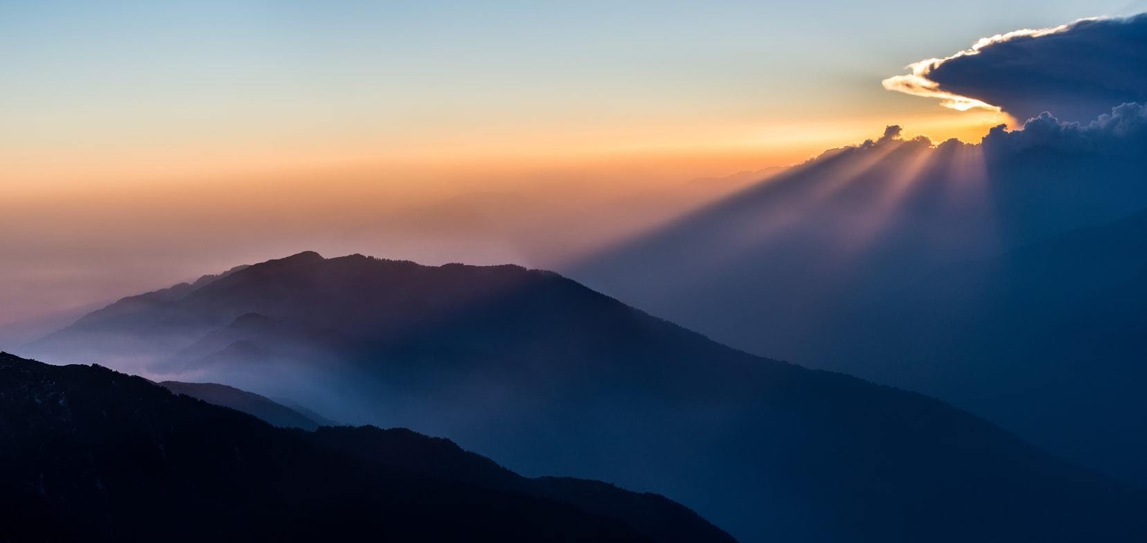 trek to tharepati
