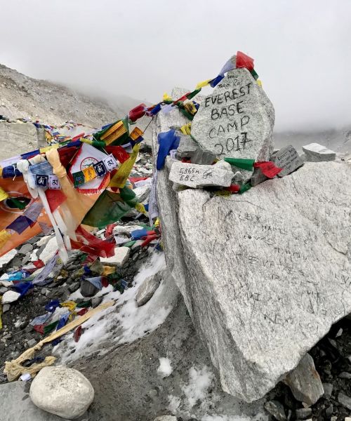 everest base camp banner 2d3d66d9